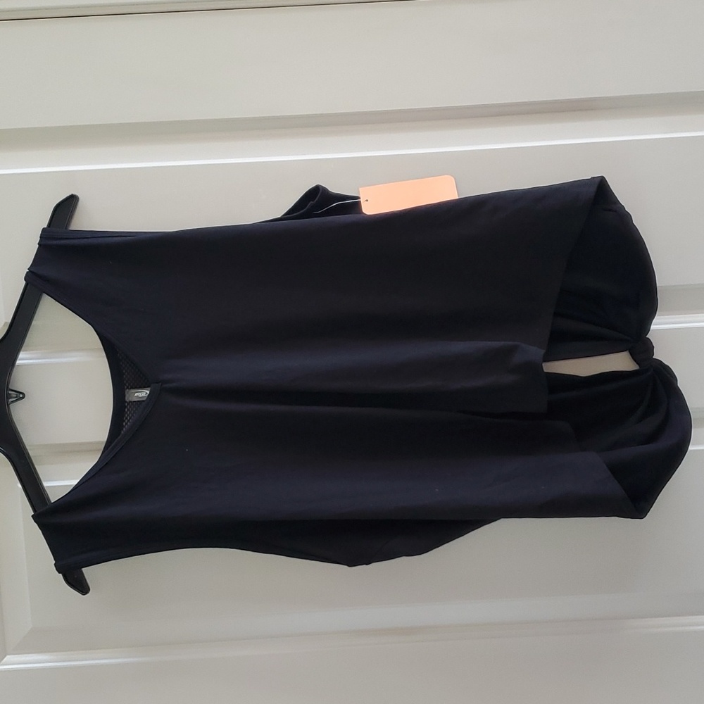 Womens MTA Sport Active Wear Tank Top Size 2X Knot Tie Exercise NWT